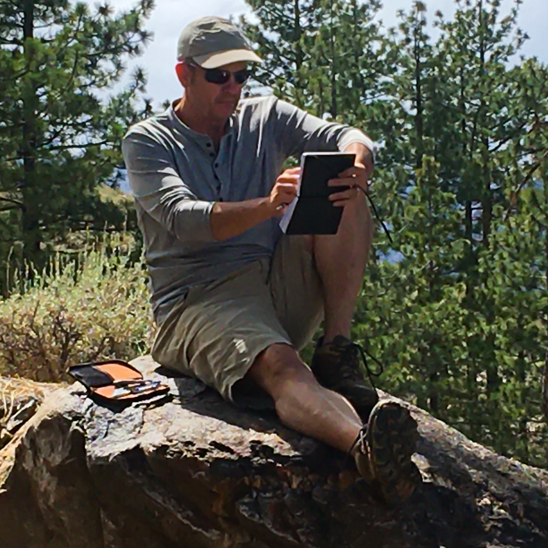 Sketch every day outdoors