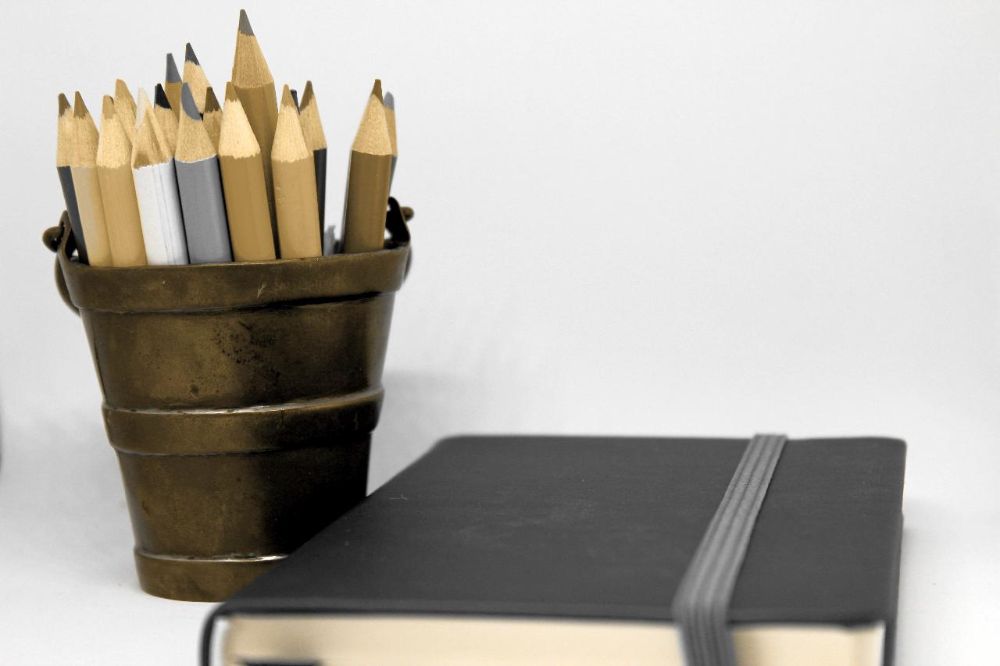 Strathmore vs. Moleskine Sketchbooks Cover